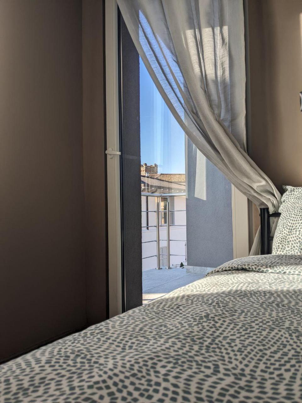 Bardolino Center Apartments ภายนอก รูปภาพ