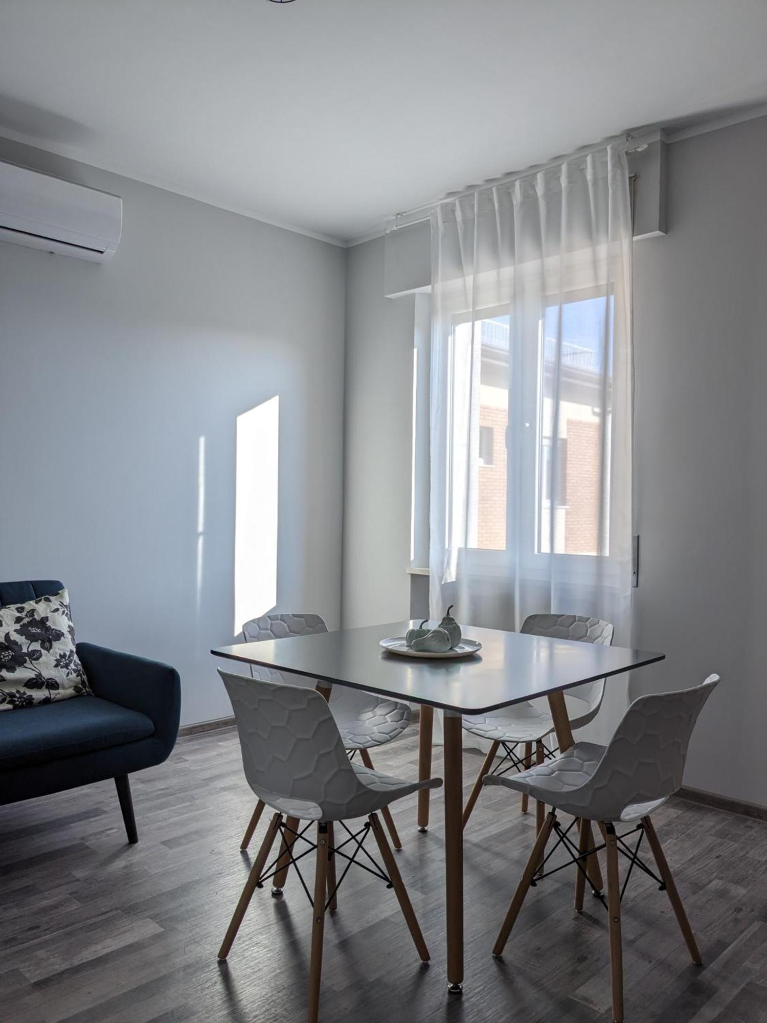 Bardolino Center Apartments ภายนอก รูปภาพ