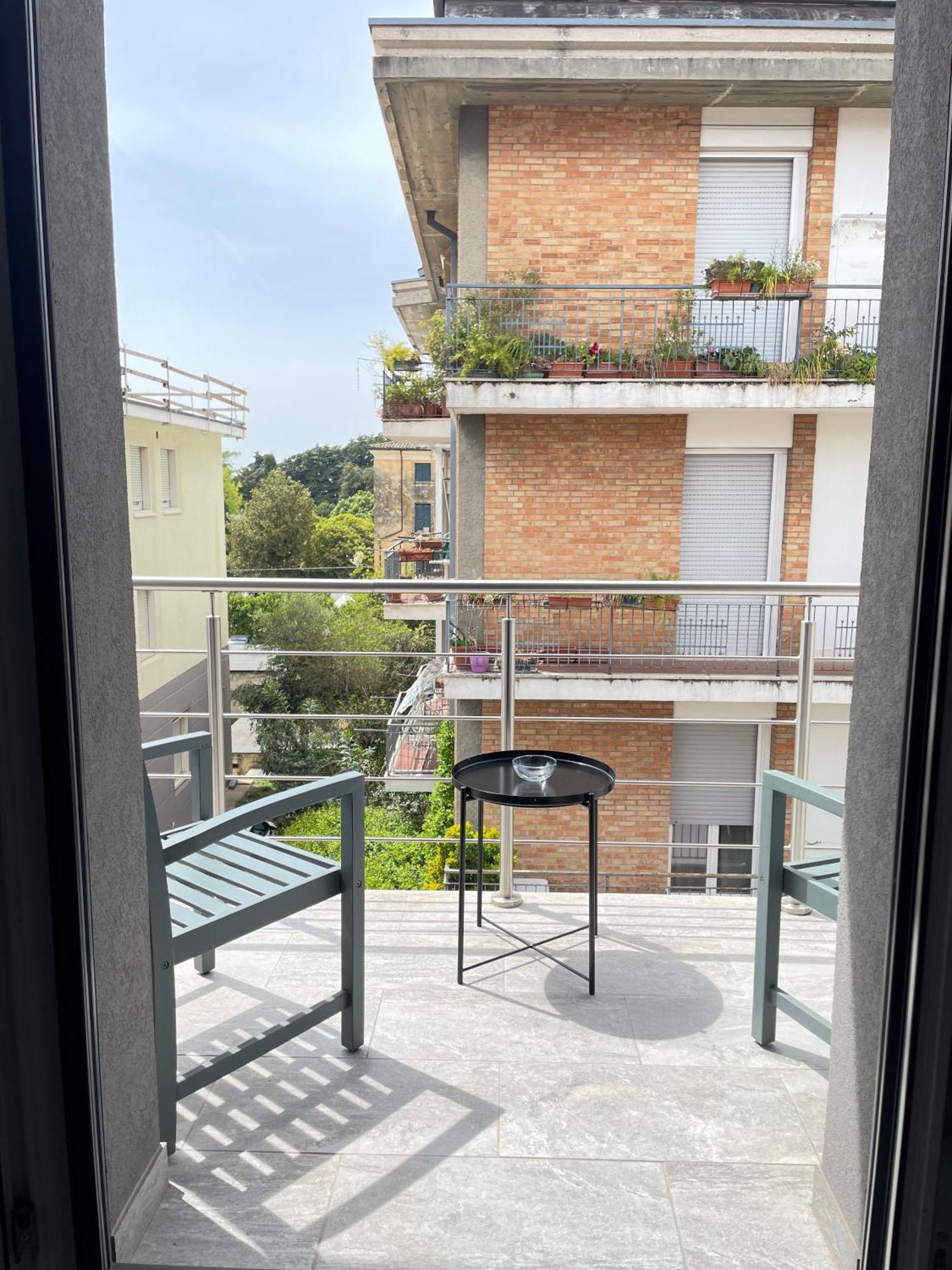 Bardolino Center Apartments ภายนอก รูปภาพ